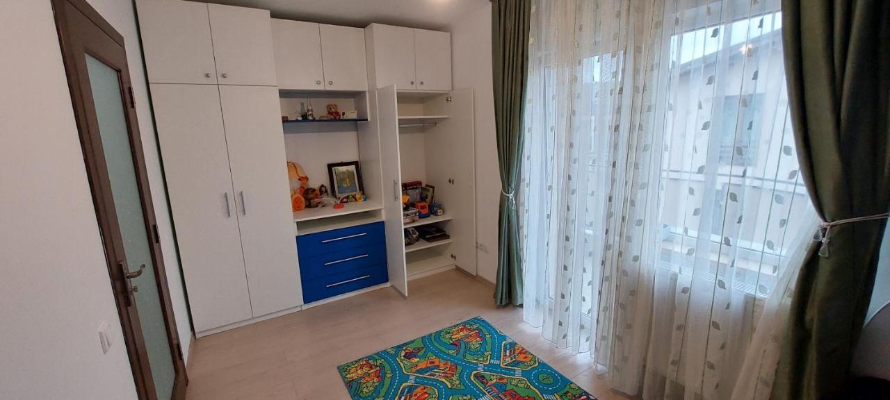 Apartament Cu 3 Camere Cluj-Napoca Buitenkant foto