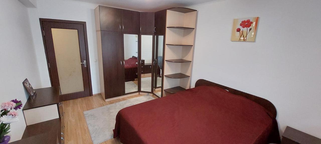 Apartament Cu 3 Camere Cluj-Napoca Buitenkant foto